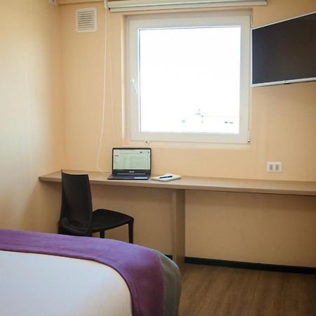 Hotel Modular Express Calama Bagian luar foto
