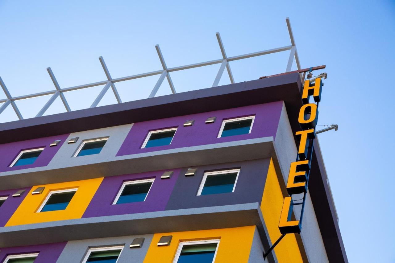 Hotel Modular Express Calama Bagian luar foto