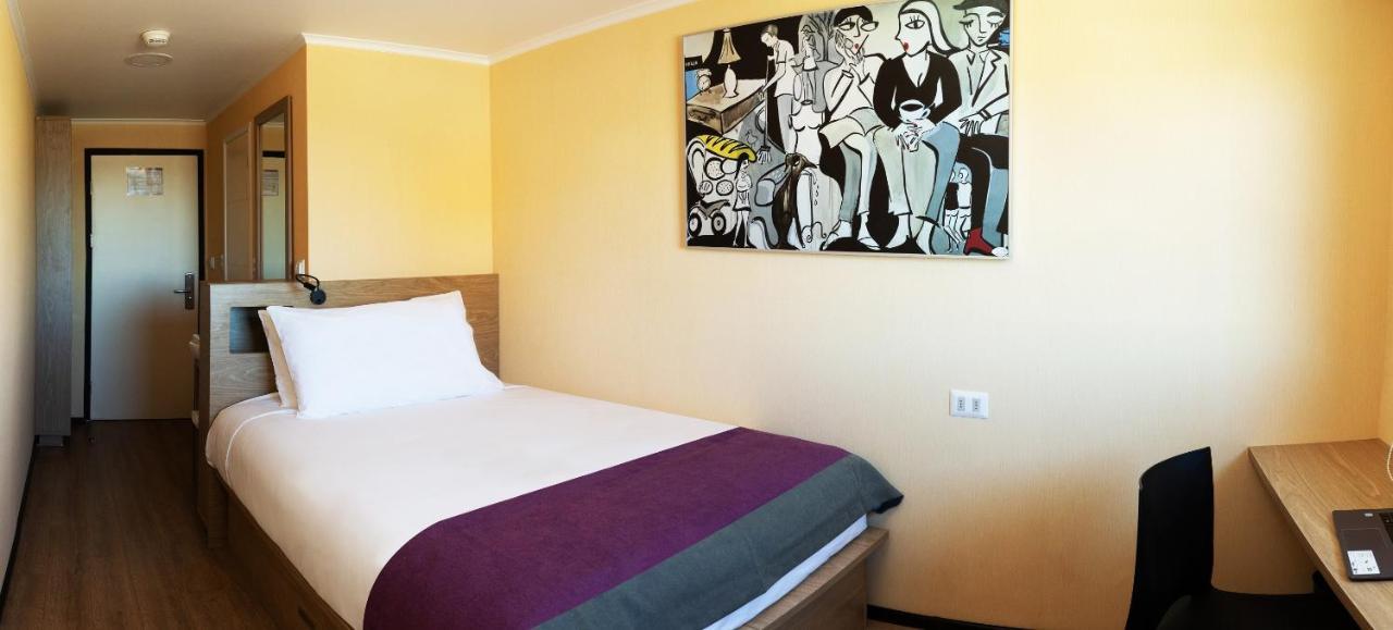 Hotel Modular Express Calama Bagian luar foto