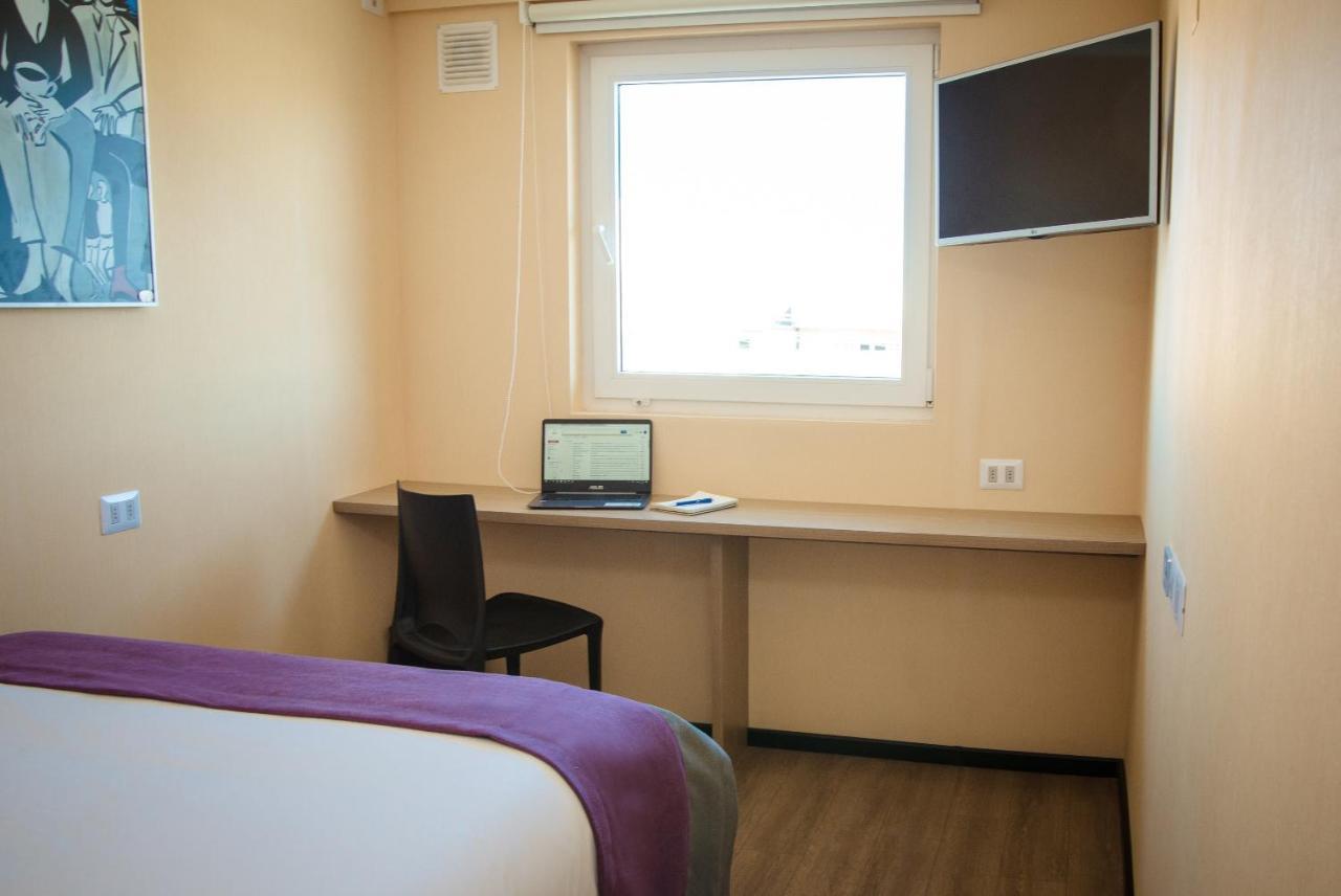 Hotel Modular Express Calama Bagian luar foto