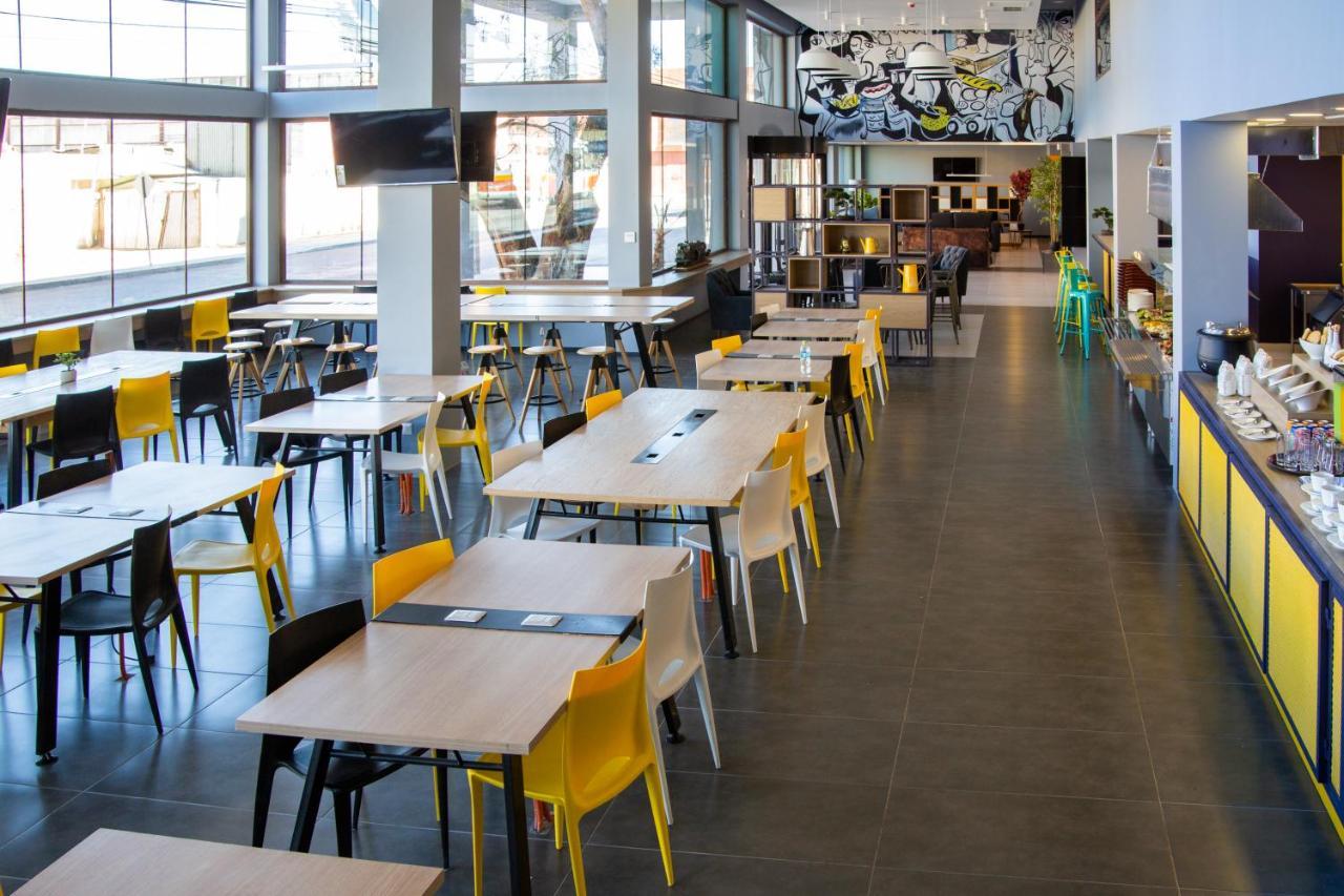 Hotel Modular Express Calama Bagian luar foto